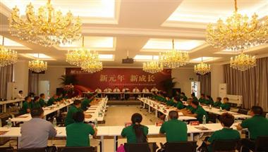 第二期經(jing)銷商(shang)飼料安(an)全宣言活動(dòng)近日(ri)舉行