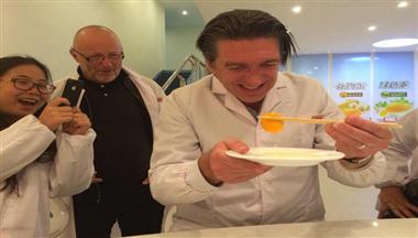 讓美國(guo)人(ren)折服的(de)聖迪樂村