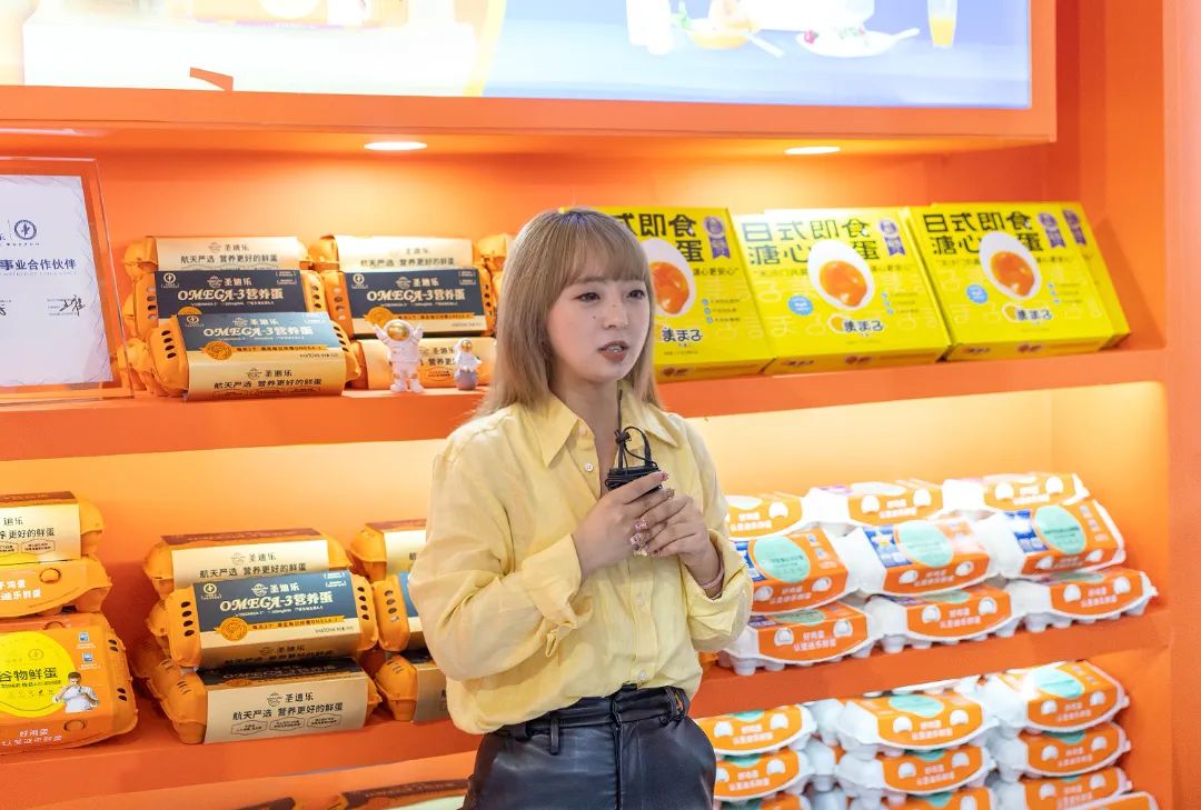 潮(chao)爆了(le)!美玉子(zi)掀起糖酒會“即食溏心蛋”旋風